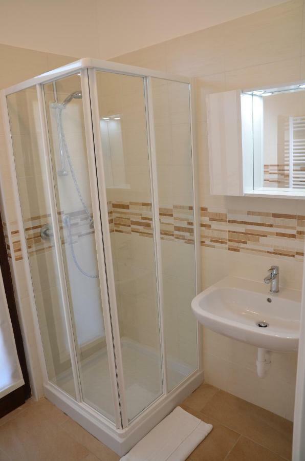 Apartament Trilocale Palazzo Garda Garda  Zewnętrze zdjęcie