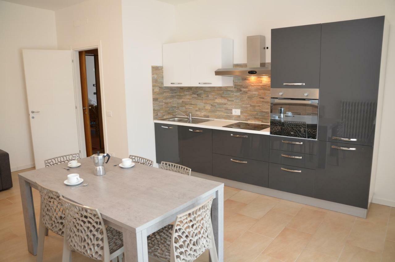 Apartament Trilocale Palazzo Garda Garda  Zewnętrze zdjęcie