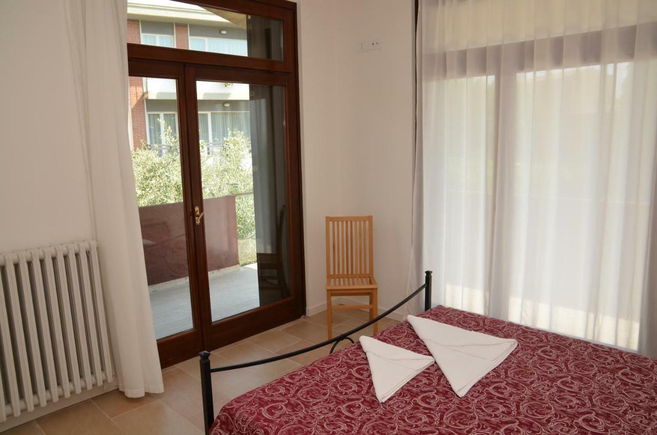 Apartament Trilocale Palazzo Garda Garda  Zewnętrze zdjęcie
